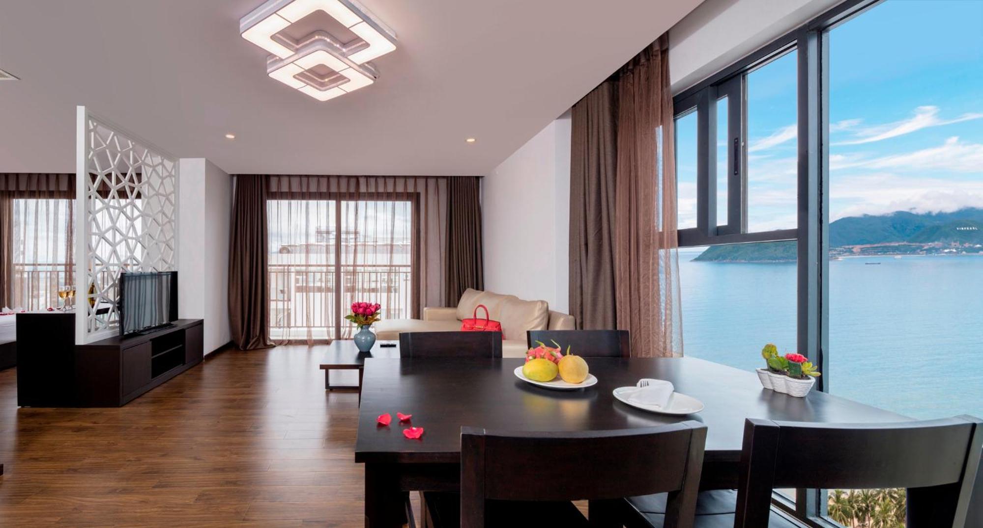 Meriton Hotel Nha Trang Eksteriør billede